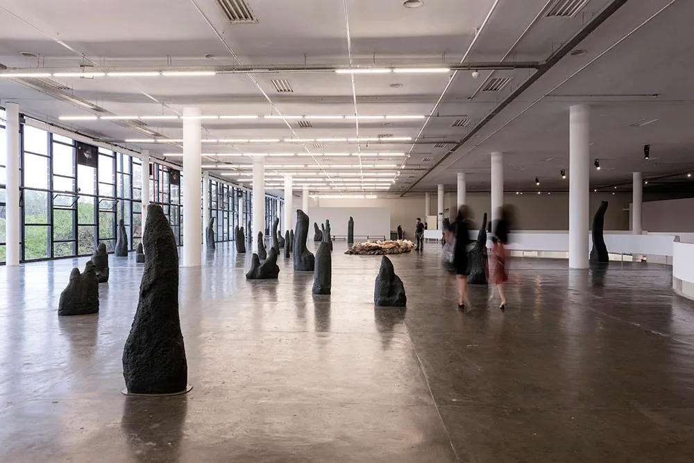 Enfim, uma Bienal onde se respira